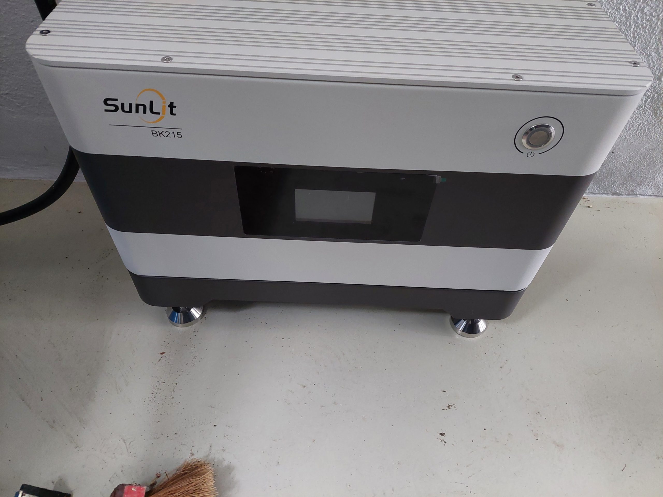 🌞🔋 Neuer Balkonkraftwerk Speicher Sunlit BK215 erfolgreich in Swisttal installiert! 🌿💡
